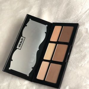 KVD Shade + Light contour palette